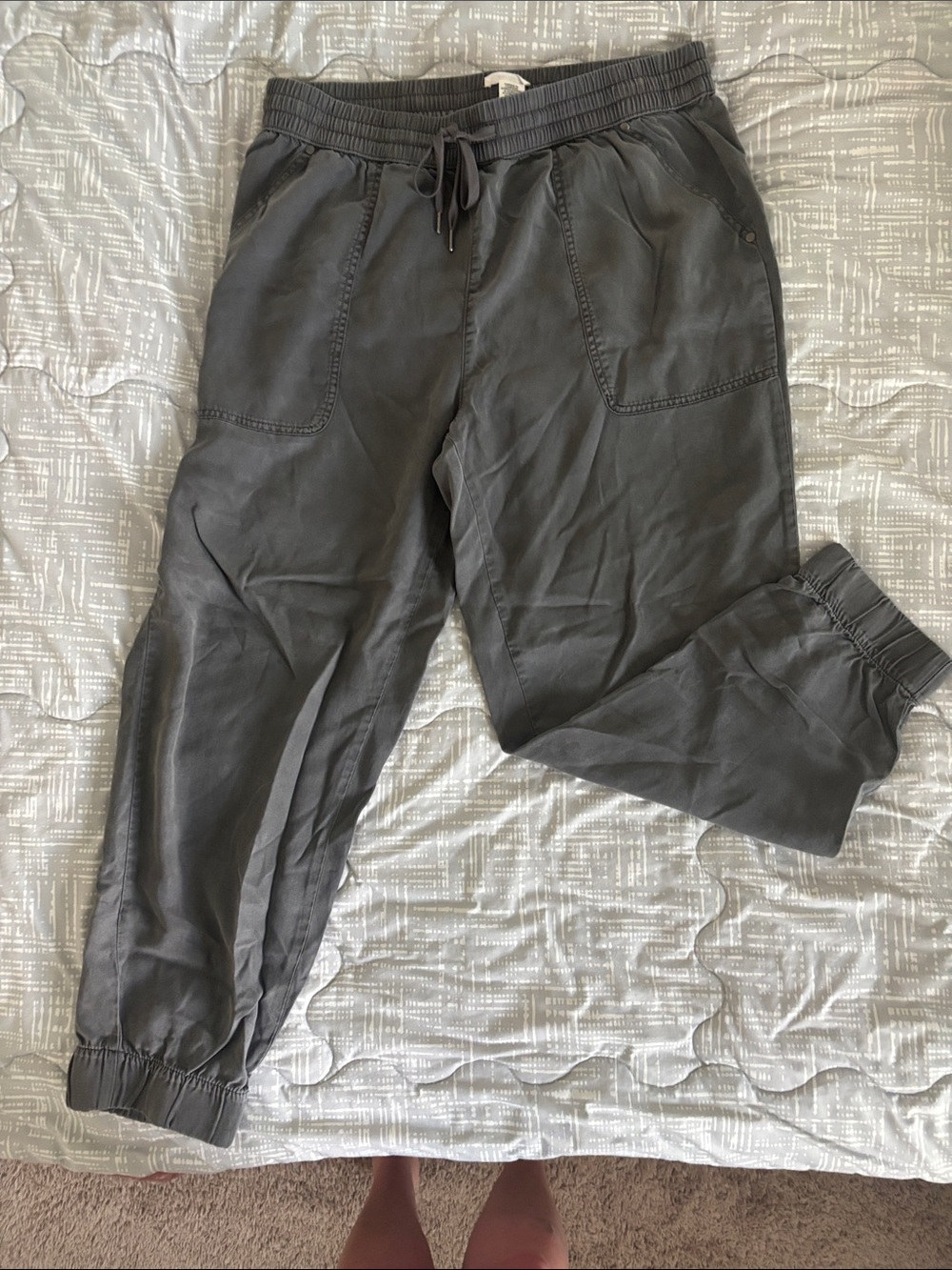 Nicole Miller Gray Drawstring Jogger Pants